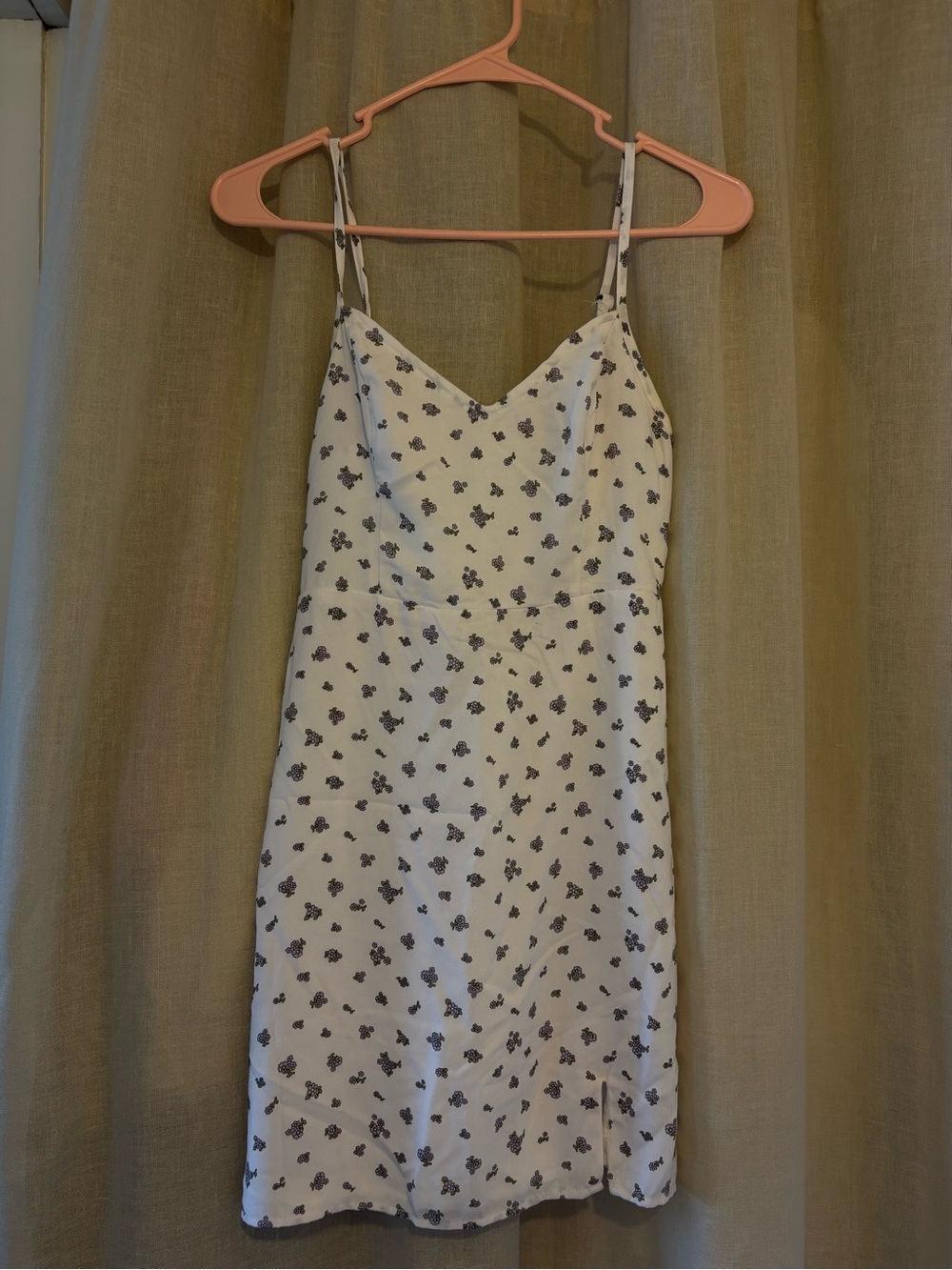 Hollister White Smocked Waist Skirt